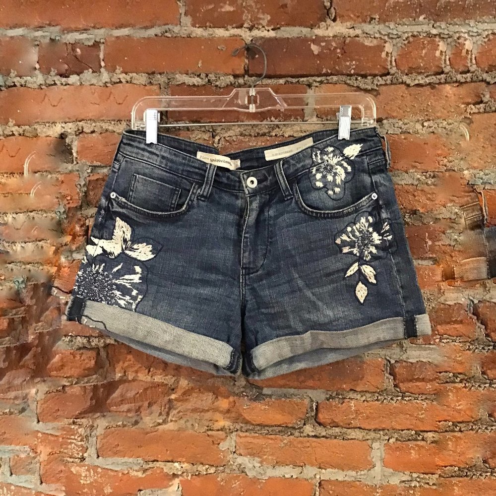 Pilcro & The Letterpress Slim Boyfriend Embroidered Shorts 27
